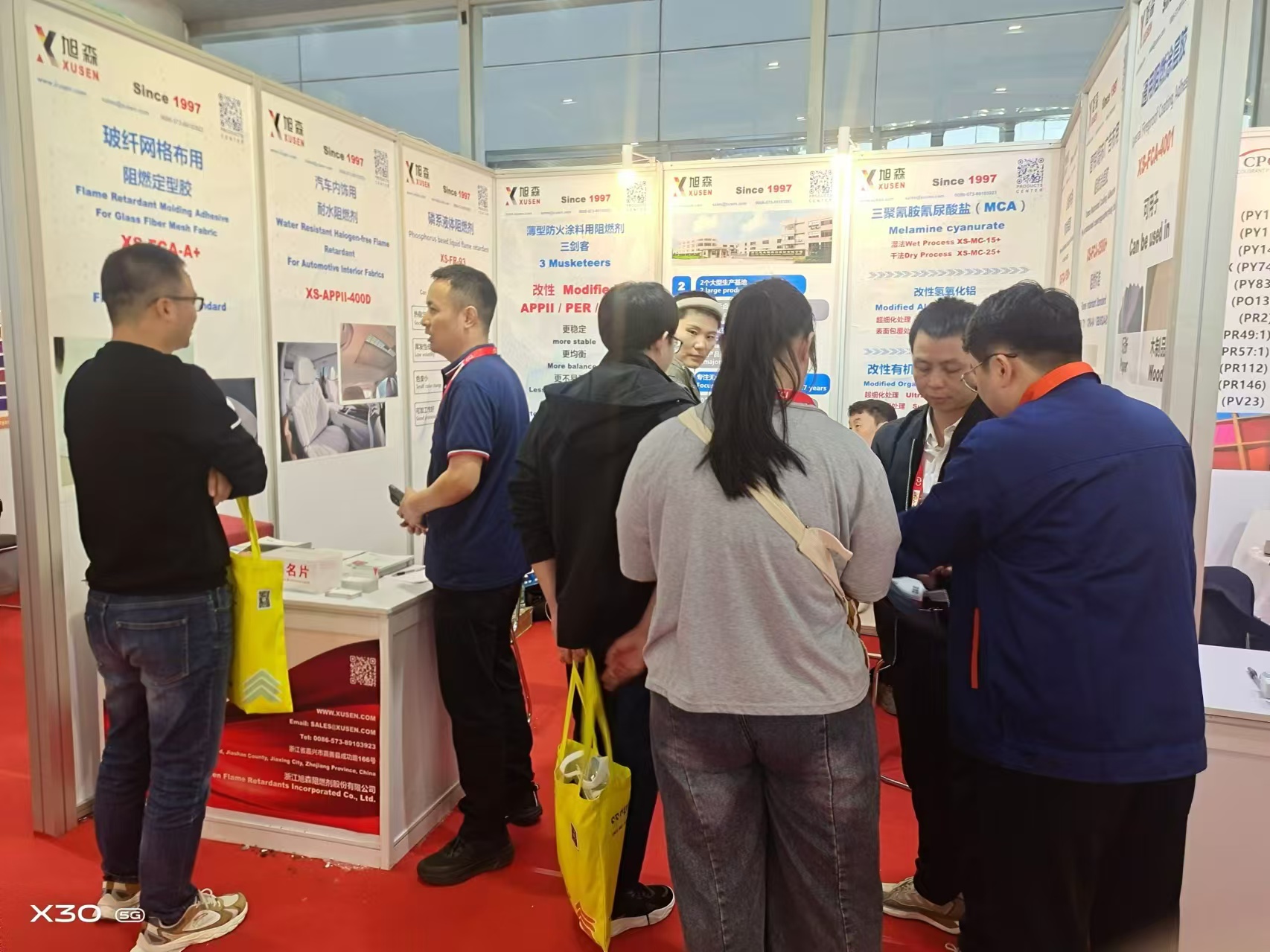 Vezesse az új lángráta új tendenciáját, és megvilágítsa a biztonságos jövőt Xusen halogénmentes égésgátlóval